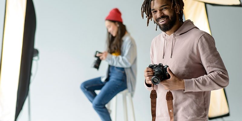 Photography is a profitable businesses to start with R100k in SA